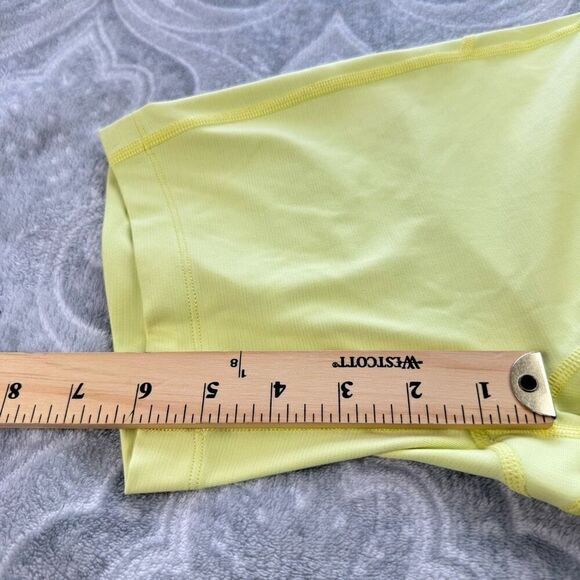 Womens Outdoor Voices Warm Up Short - Picture 5 of 5